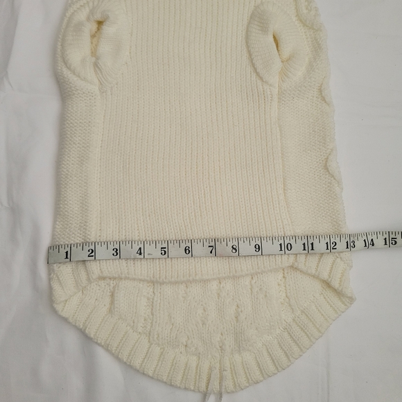 🦮NWT TOP PAW Trendy Turtleneck. Size XLarge. Color Creme - Picture 13 of 13